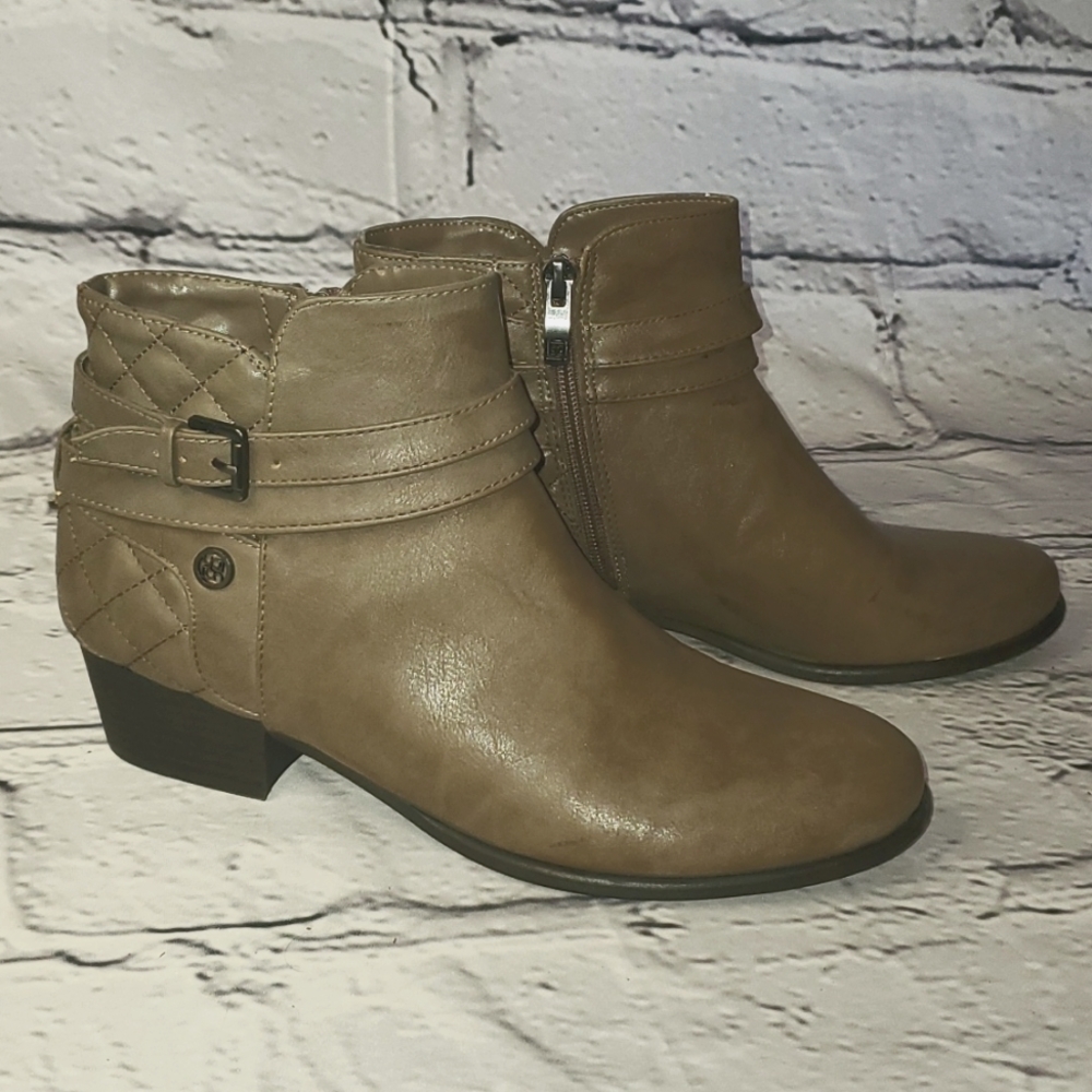 Liz Claiborne Ankle Boots Size 9.5 - New Without Tags